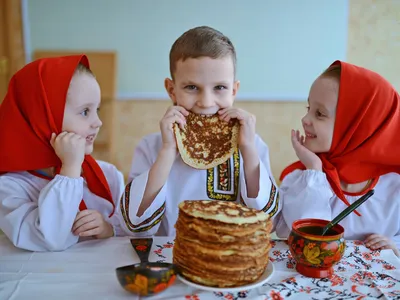 Масленица: почему весной мы печем блины | МПБК Очаково - натуральные напитки