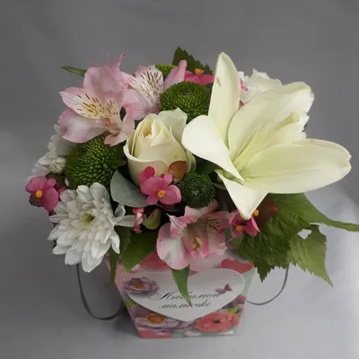 Букет Любимой маме - купить цветы с доставкой по Москве и МО от 3590 руб |  «Букет-Маркет»