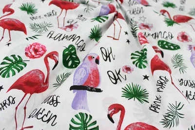 Ткань хлопковая \"Фламинго и попугаи с надписью\" на белом фоне № 1993  (ID#1627467575), цена: 112.20 ₴, купить на Prom.ua