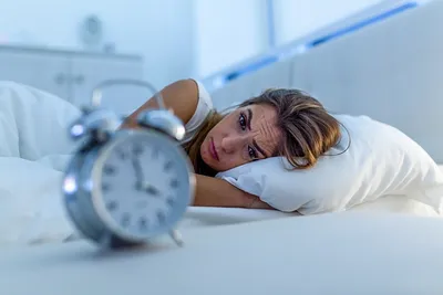 Недосып превращает людей в роботов, а слишком много сна делает жизнь короче  - KP.RU