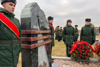 Памятник павшим воинам в Великой Отечественной войне Памятник павшим