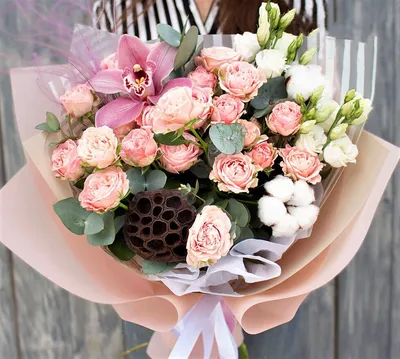 Нежно розовый букет цветов с гортензией купить с доставкой по Томску: цена,  фото, отзывы.