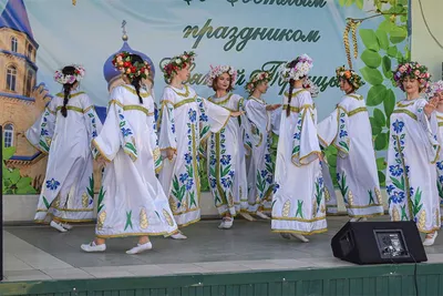 Поздравление главы администрации города Енакиево со светлым праздником  Святой Троицы - Лента новостей ДНР