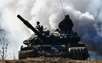 Армии 23 февраля уже нет\". Стратегии войны Украины и России