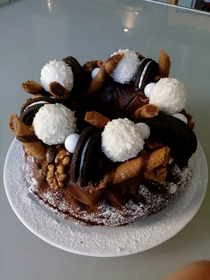 🌸Что скрывается за красивыми тортиками? Конечно же изумительная начинка,  которую Вы выбираете сами!🤩 Ведь тортик должен быть не только… | Instagram