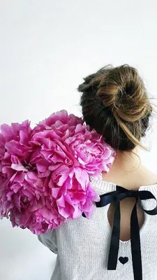 Лучшие идеи (310) доски «девушка с цветами» в 2024 г | укладка волос к  свадьбе, цветочный обруч, цветочный венок своими руками