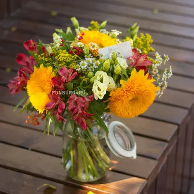 Калька для цветов Holographic бордовая с надписями | Флористическая  Упаковочная Пленка Для Цветов