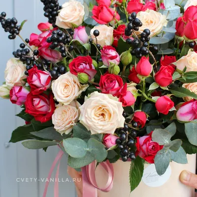 Нежная, ароматная и утончённая корзина с цветами - Доставка свежих цветов в  Красноярске