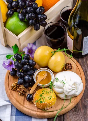 1️⃣ Купить букет из фруктов и вина Алматы с доставкой | Pro-Buket
