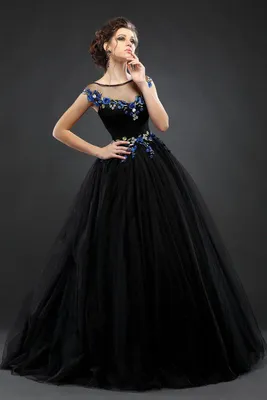 75 самых красивых вечерних платьев | Купить красивое женское вечернее  платье в салоне Валенсия (Москва)