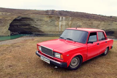 Сравнение Лада (ВАЗ) Шестёрка и Лада (ВАЗ) Семёрка, что лучше LADA (ВАЗ)  2106 или LADA (ВАЗ) 2107