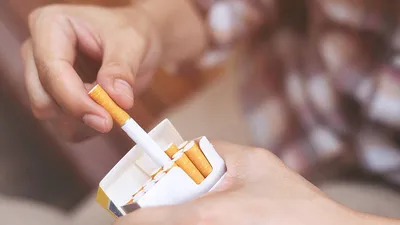 Ученые доказали вред электронных сигарет для здоровья. Развитию каких  заболеваний способствует курение вейпа, и помогает ли он побороть  зависимость от обычных сигарет, рассказала врач | Новости республики | |  Свислочский район |