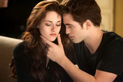 Twilight 2008. Bella learns that Edward is a vampire - YouTube