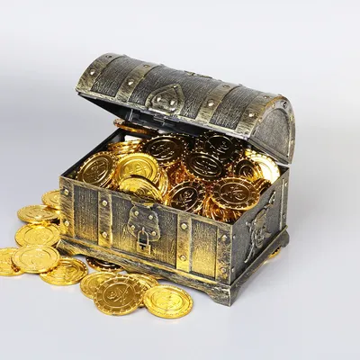 сундук с золотыми монетами на белом фоне Стоковое Изображение - изображение  насчитывающей изолировано, грязно: 273399353