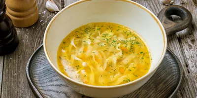 Куриный суп с вермишелью – простой рецепт от Евгения Клопотенко