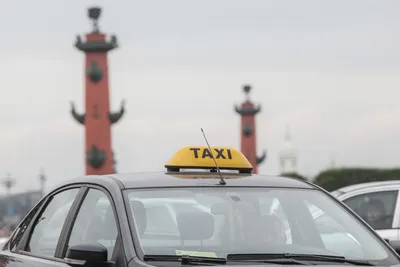 Яндекс» назвал причины роста цен на такси в России — РБК