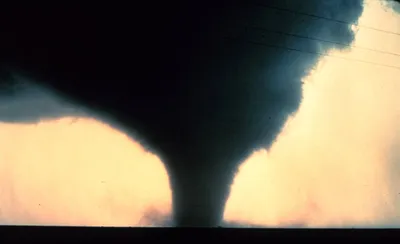 Торнадо возле Сенгилеевского водохранилища сняли на видео |  ОБЩЕСТВО:Экология | ОБЩЕСТВО | АиФ Ставрополь