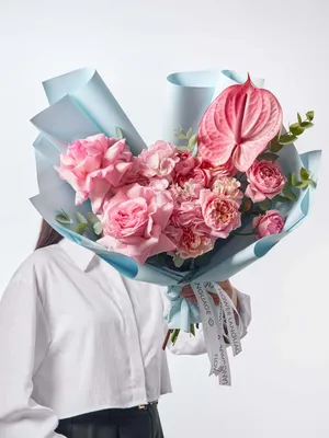 Букет цветов Нежный взгляд - купить по цене 10115 ₽ с доставкой,  Санкт-Петербург