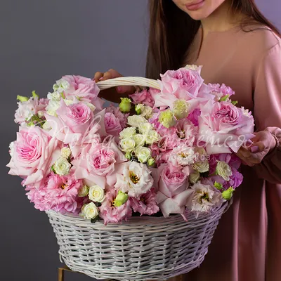 Доставка цветов в Алматы. Букеты из Роз в Алматы