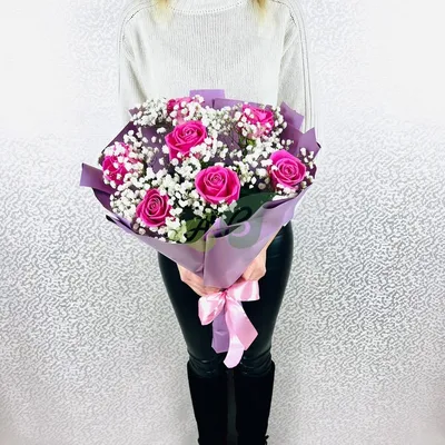 Букет Сюрприз в шляпной коробке, нежный - заказать доставку цветов в Москве  от Leto Flowers