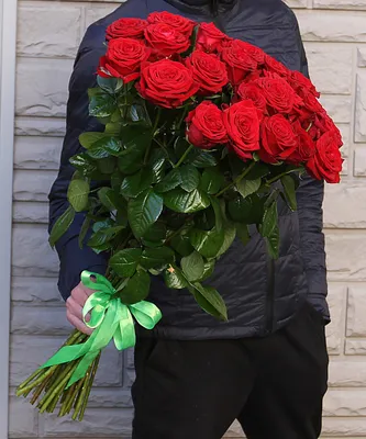 Букет 20 красных роз купить за 4 900 руб. с круглосуточной доставкой |  Мосцветторгком