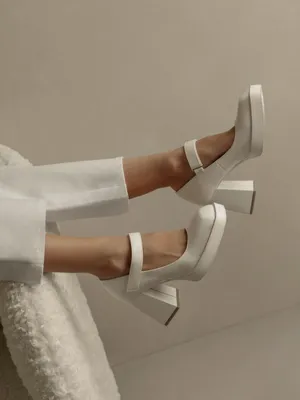 Туфли на широком каблуке :: LICHI - Online fashion store