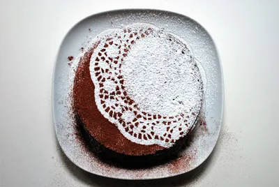 Как просто украсить торт: 3 простых идеи декора торта - с ягодами сверху,  украшение шоколадного торта и другие | Houzz Россия