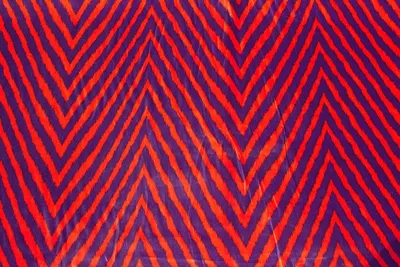 Ткань Хан-атлас в восточном стиле Ikat \"Красный зиг-заг\" (рулон 40 м)