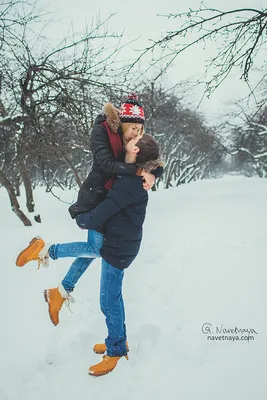 Зима, узоры, красивые молодые влюблё…» — создано в Шедевруме