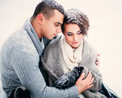Lovestory фото пары зимой | Снежная фотография, Зимняя семейная фотография,  Зимняя фотография