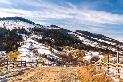 Куда поехать зимой в Карпаты - где лучший зимний отдых в горах