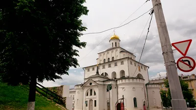 На Золотых воротах Владимира найден знак Рюриковичей