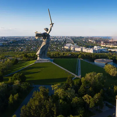 Символ ярости и победы: монумент \"Родина-мать зовет!\" после реставрации —  фото - 07.06.2020, Sputnik Узбекистан