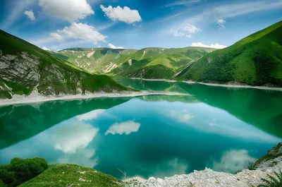 Кавказские горы с моря - Айвазовский И.К. Подробное описание экспоната,  аудиогид, интересные факты. Официальный сайт Artefact