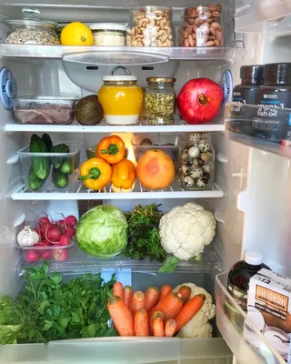 Фото Холодильника с едой: обои для экрана вашего устройства
