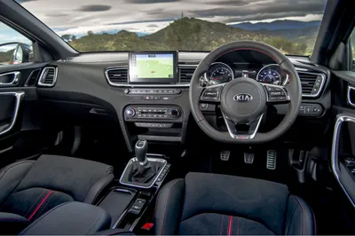 New Kia Ceed review: Old-school ergonomics meets cutting-edge tech | CAR  Magazine