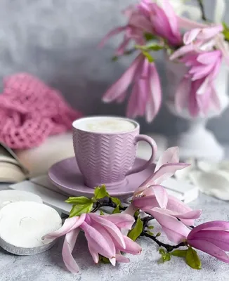 Кофе И Весенние Цветы Стоковые Фотографии | FreeImages