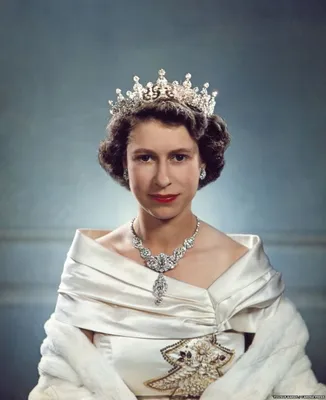 Королева Елизавета II: жизнь в фотографиях - BBC News Русская служба