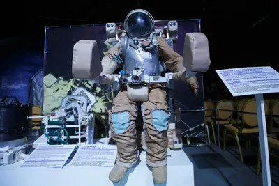 Российские космонавты вернулись на МКС после 6,5 часов в открытом космосе —  РБК