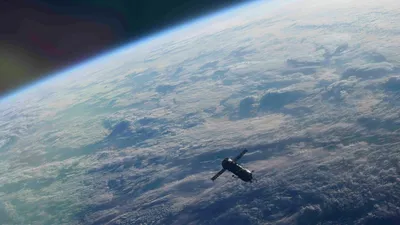 Российские космонавты вышли в открытый космос: Общество: Облгазета