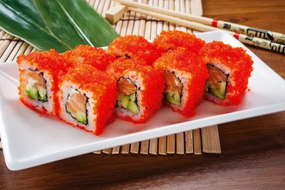 ТОП-5 ПРИЧИН ЗАКАЗАТЬ СУШИ 🍣 1. Суши всегда выглядят красиво и аппетитно  2. Суши бесконечно разнообразны 3. От суши не бывает вздутия и… | Instagram