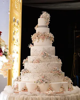 Оригинальные необычные свадебные торты I Фото и примеры