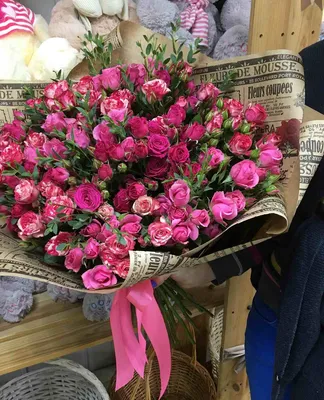 Роза кустовая персиковая по цене 373 ₽ - купить в RoseMarkt с доставкой по  Санкт-Петербургу