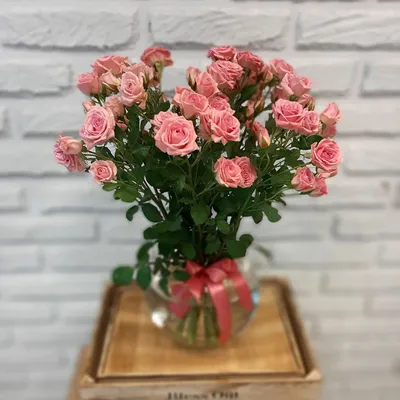 Кустовые пионовидные розы Малиновая Джульетта - купить в Москве | Flowerna