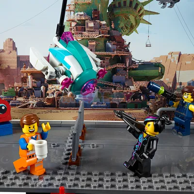 ЛЕГО 70820 купить, LEGO® Movie 2 - “Набор кинорежиссера LEGO”
