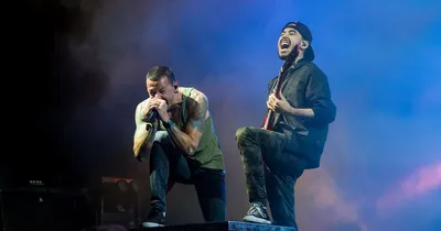 LINKIN PARK: Our label tried to \"change the DNA\" of our band, CHESTER  BENNINGTON refused | Revolver