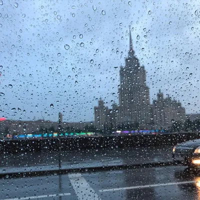 Я люблю дождь, он смывает воспоминания. Фотограф Владимир