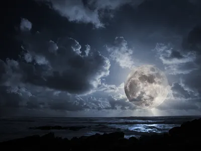 Обои \"Луна\" на рабочий стол, скачать бесплатно лучшие картинки Луна на  заставку ПК (компьютера) | mob.org