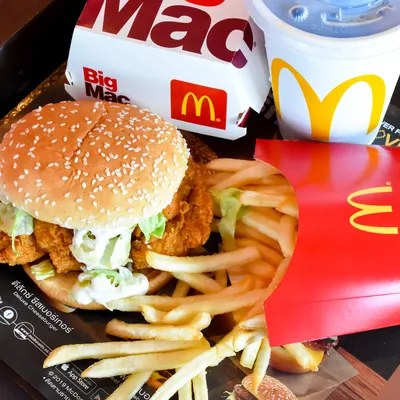 Скачать обои Макдональдс еды: выберите размер и формат для загрузки