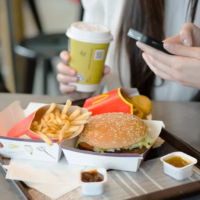Невероятно аппетитные фри и сандвичи от Макдональдс: фотообзор